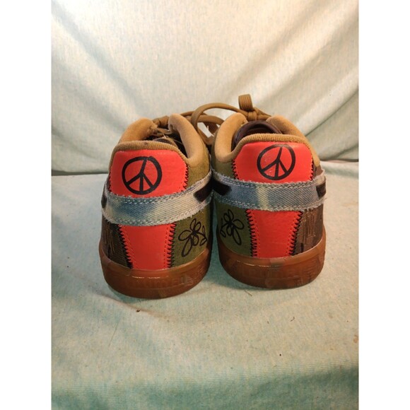 PUMA Suede Peace And Love Flagship Camo Lace Up  Mens Green Sneakers Sz 12 - Picture 4 of 6